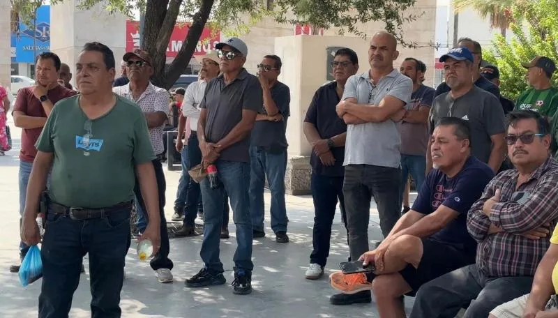 Monclova: Preparan ex trabajadores de AHMSA marcha previo a subasta