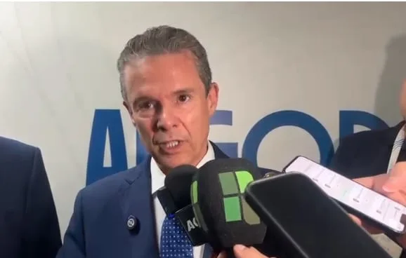 Ministro da Agricultura afasta risco de falta de fertilizantes e nega desabastecimento de diesel