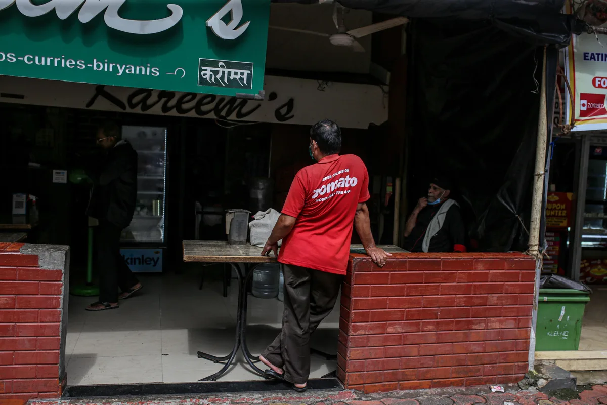 Q-com platform Zomato levies additional ₹5 fee on cash on delivery orders