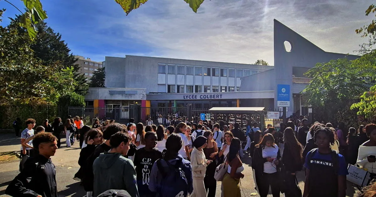 Lyon. « On était choqué » : stupéfaction au lycée Colbert, après le projet d’attentat avorté