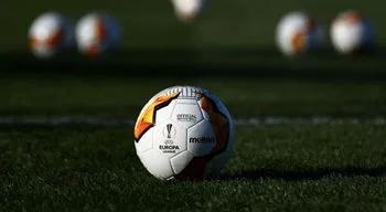 Benfica e Torreense em busca da segunda vitória na Liga Europa