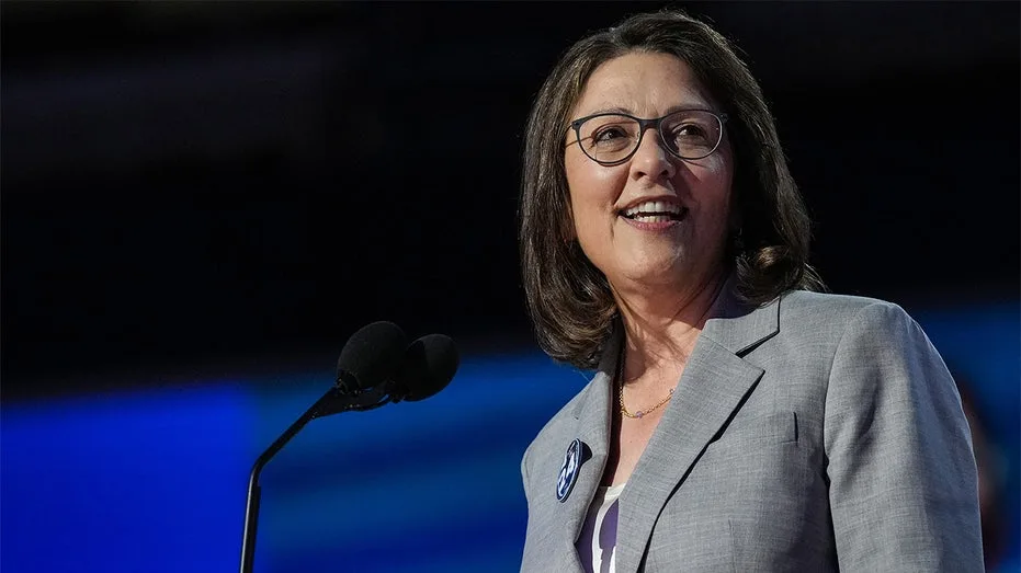 Top Dem group reveals new congressional targets in bid to flip House: 'Proven fighters'