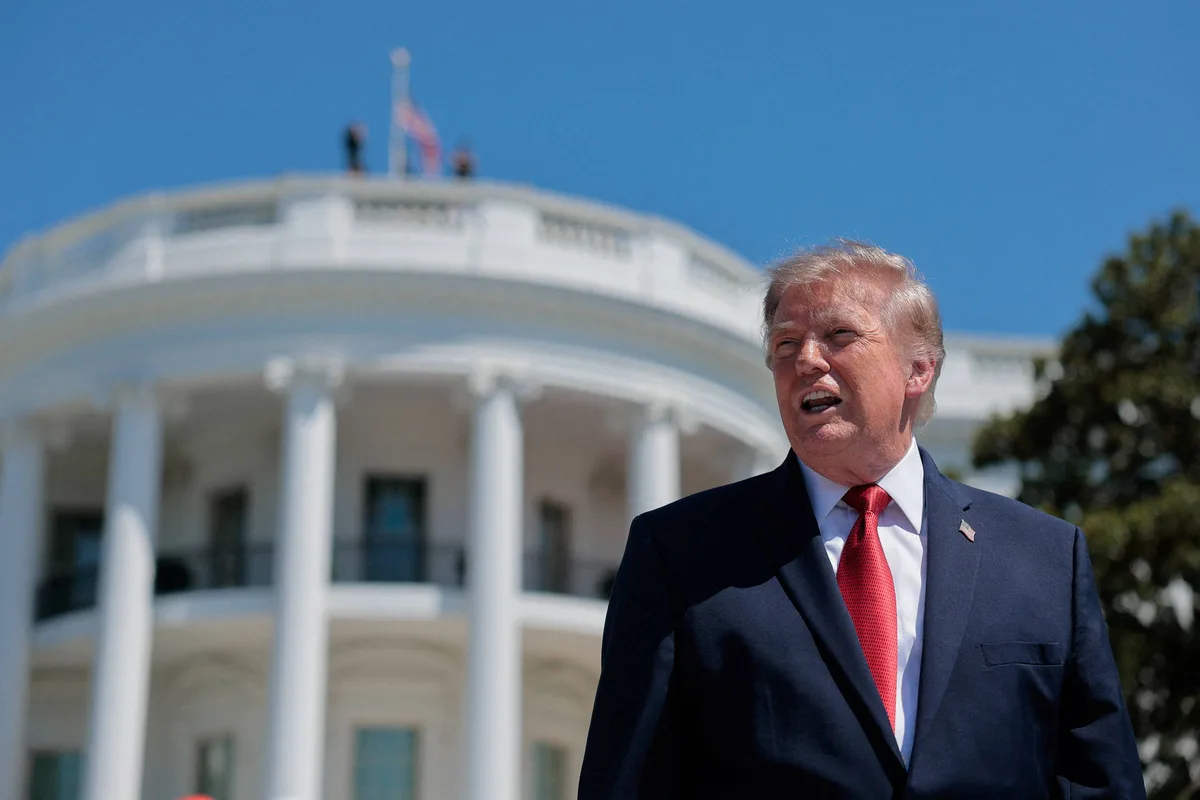 Maioria dos norte-americanos acredita que Trump obteve lucros indevidos desde que voltou ao poder, diz pesquisa da Reuters/Ipsos