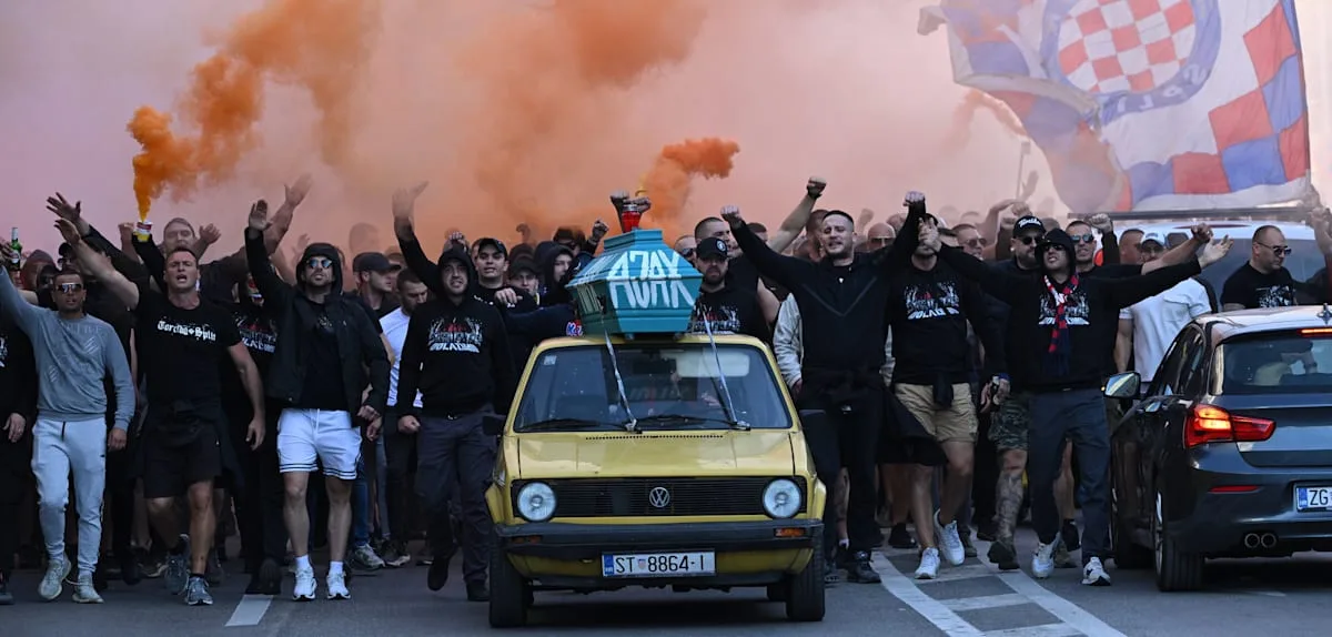 Skandal bei Marsch zum Stadion – kroatische Fans skandieren Nazi-Parolen