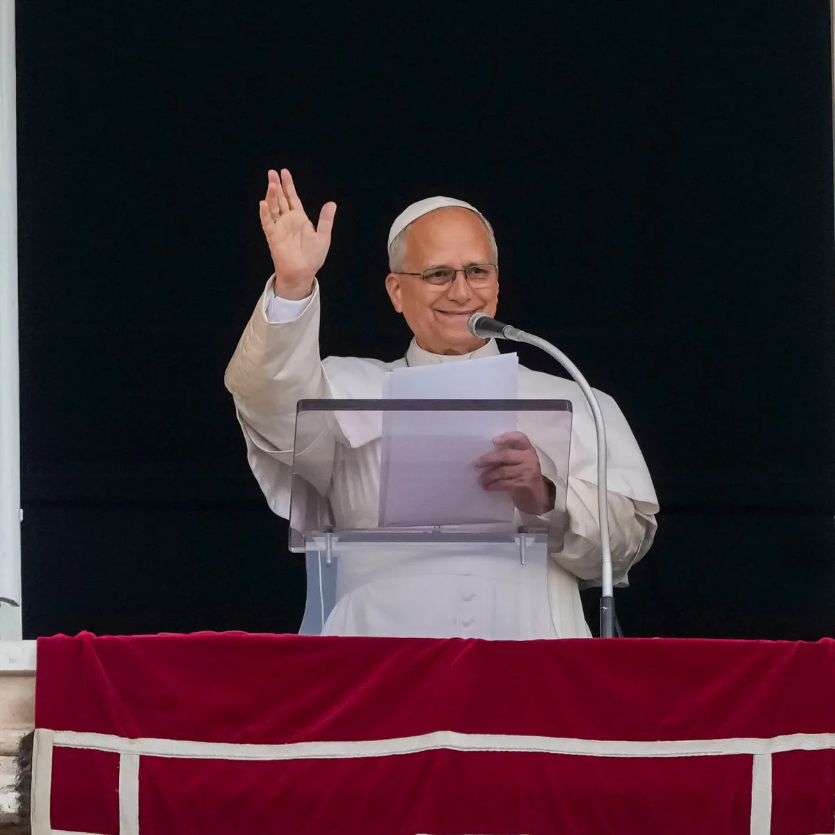 Pope Leo Thanks the Faithful in Weekly Address a Day After Leaving Hospital