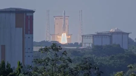heise+ | Besuch in Kourou: Jeder Ariane-Start ist eine logistische Großleistung