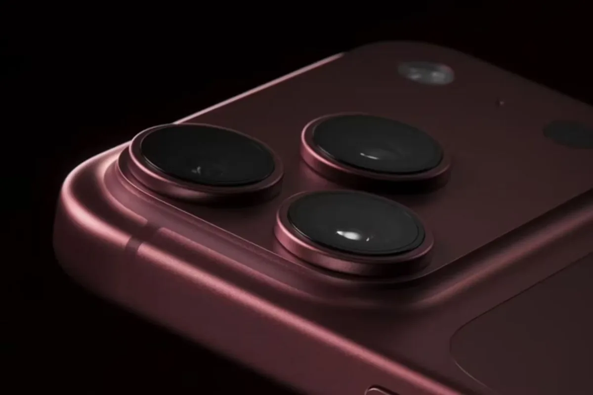 IPhone 18 Pro проверили на прочность с помощью ножа и зажигалки
