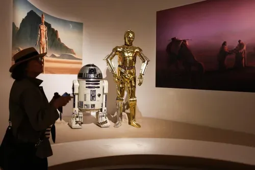 Star Wars creator George Lucas unveils art galaxy at his new LA museum