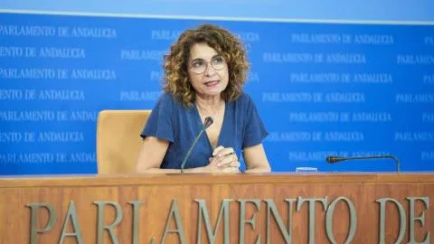 Montero recrimina a Moreno Bonilla que "abrace el discurso de la ultraderecha" sobre seguridad y narcotráfico