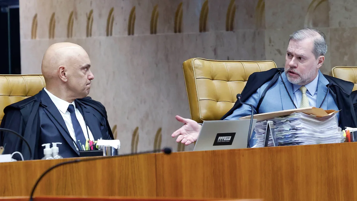 Toffoli faz campanha para Renan Santos