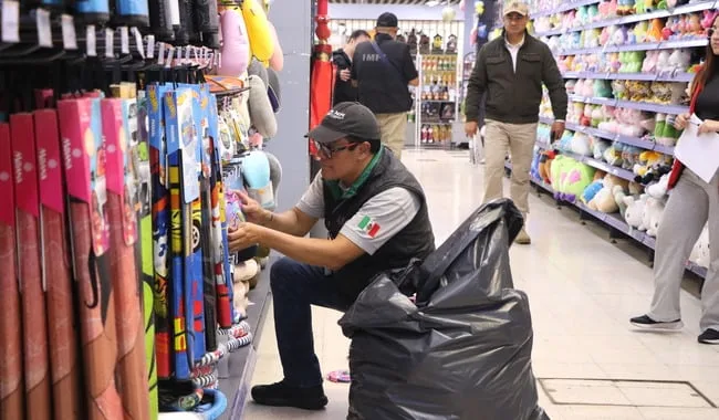 Golpe a la piratería: decomisan 31 mil productos de Disney, Barbie y Sanrio