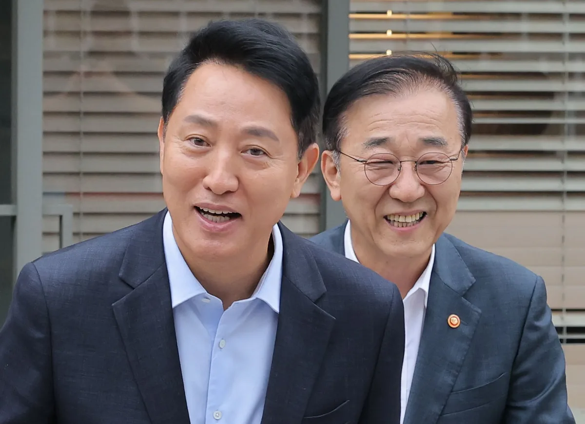 오세훈 “역사의 죄인” vs 김윤덕 “공론화하자”… 용산공원 담판 평행선(종합)