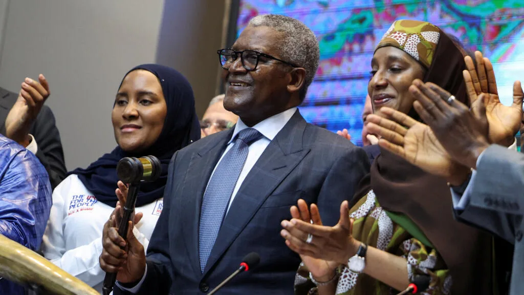 Entrée en bourse de la méga-raffinerie Dangote: «Ce projet en fera la plus grande raffinerie du monde»