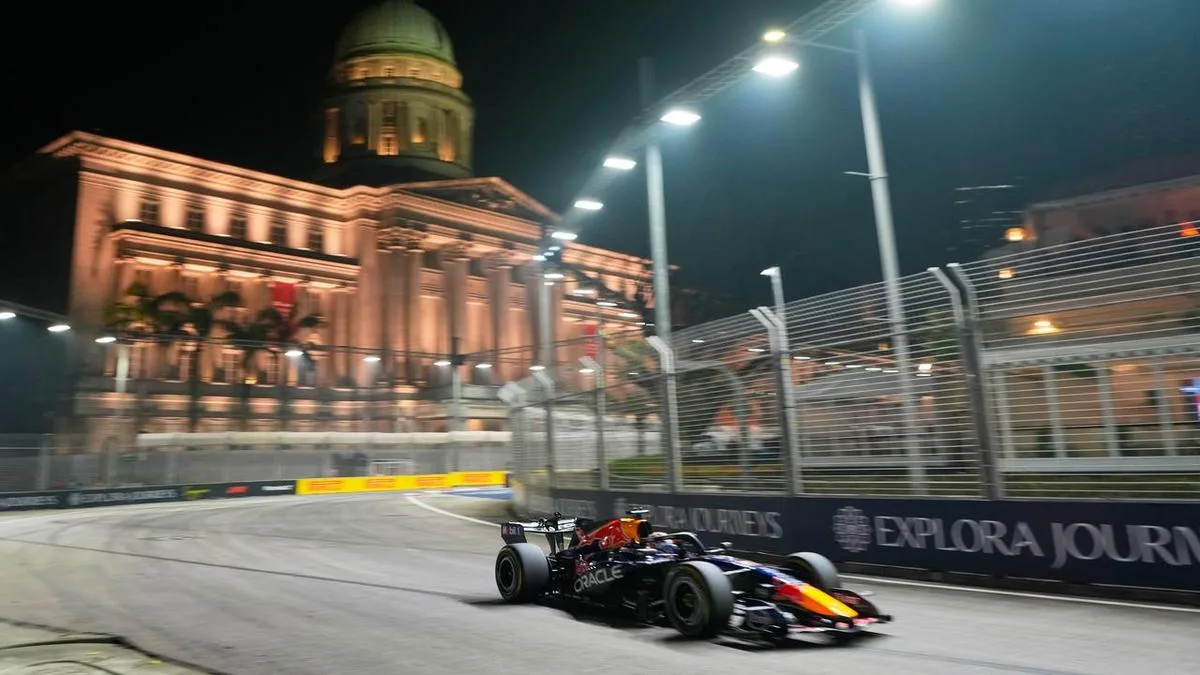 Verstappen in Singapore sprint as Piastri takes fourth
