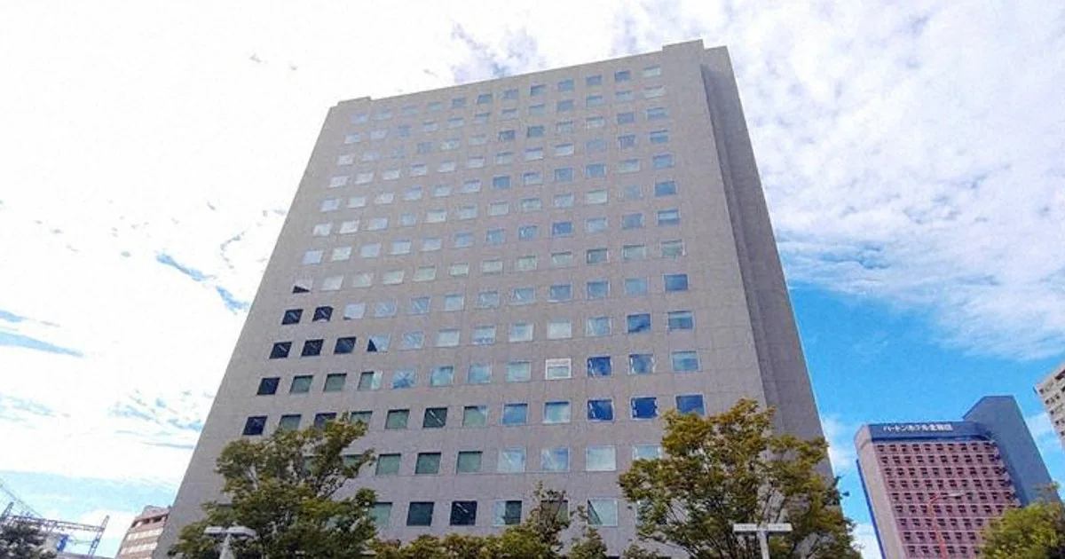 阪急電鉄、中づり広告終了へ 27年4月に 関西大手私鉄で初