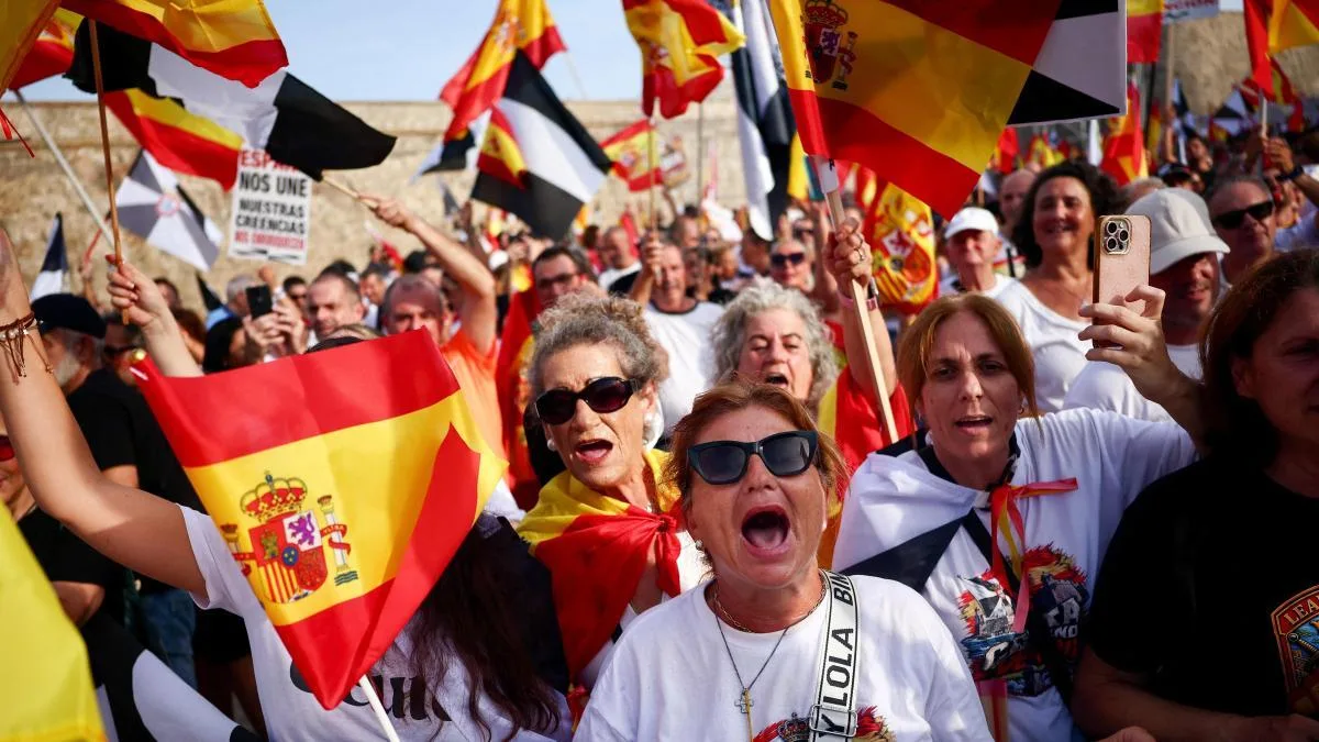 Las imágenes que deja la jornada de manifestaciones en apoyo a Ceuta
