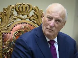 Norwegen in Sorge: Familie eilt zu König Harald ins Krankenhaus