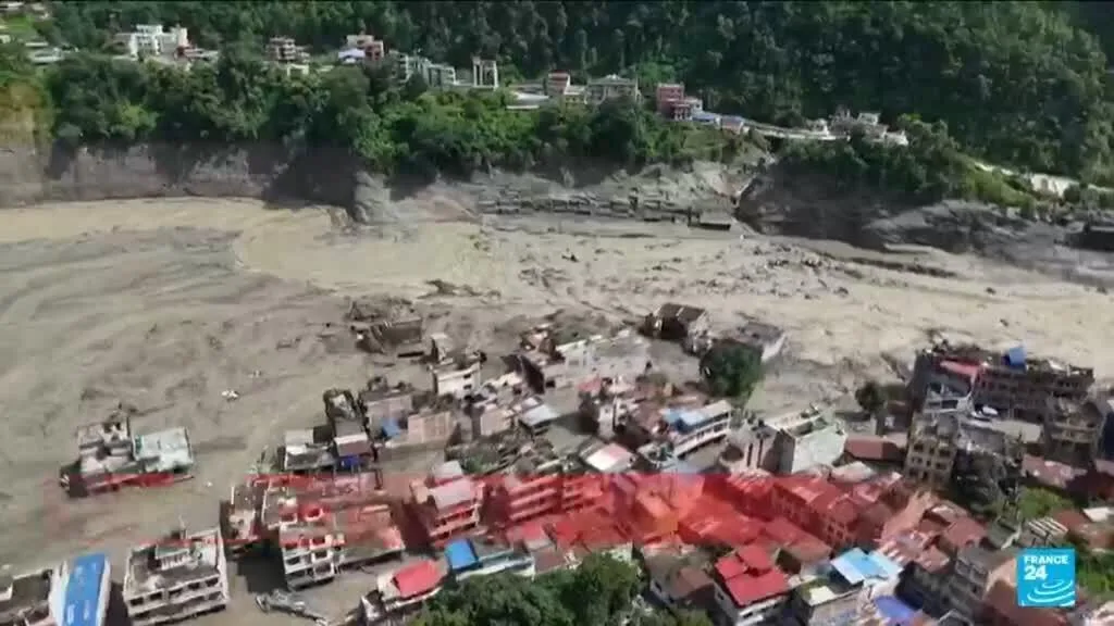 Crue meurtrière au Népal et au Tibet : la course contre la montre pour retrouver les disparus