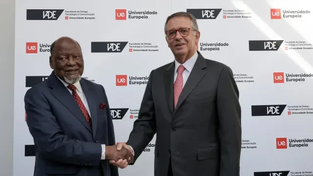 Seguro elogia Chissano e defende escolha de líderes em defesa da paz