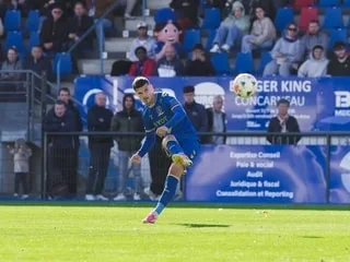 Concarneau - Bastia. Gbéllé fautif sur le but corse, Goujon marque un sublime coup franc… Les notes des Thoniers
