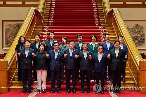 李대통령 "당정청 공동운명체"…김민석 "여당답게 일하겠다"