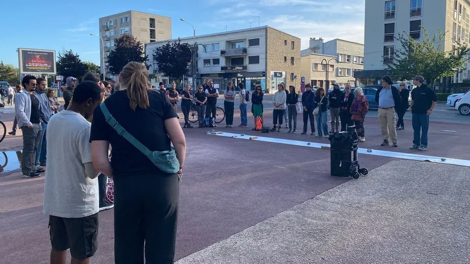 Une centaine de personnes réunies à Dunkerque et Calais pour rendre hommage à Moussa, décédé au péage de Setques