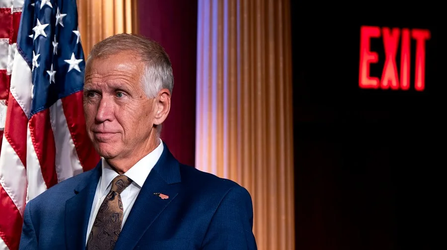 Senate Republican on Trump claim AI threat is 'hoax': 'Come on'