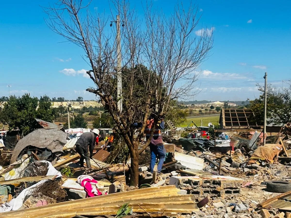 ‘Every extra day’ is irreparable harm: court orders Ekurhuleni to restore N12 residents