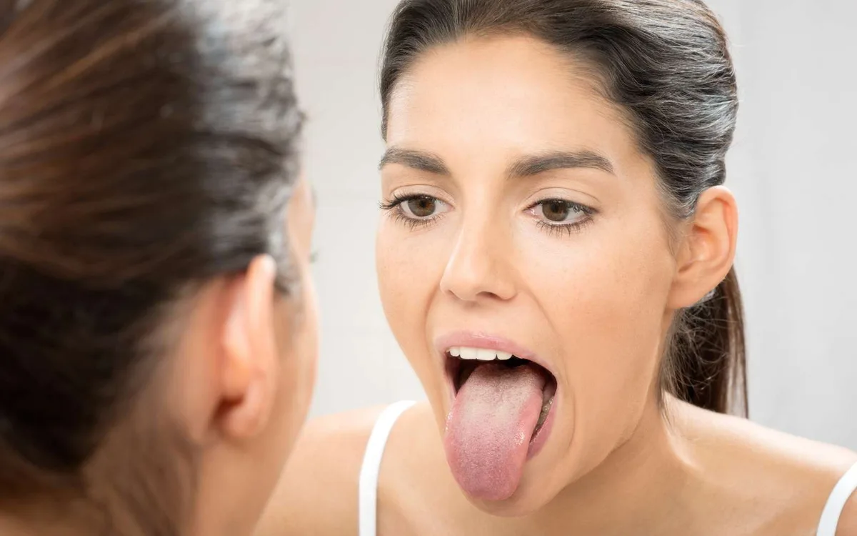 Et si la maladie d'Alzheimer était aussi liée à une bactérie présente dans notre bouche ?