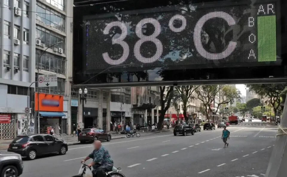 Temperaturas extremas, seca e incêndios florestais: Super El Niño pode trazer pelo menos seis ondas de calor ao Brasil até dezembro de 2026