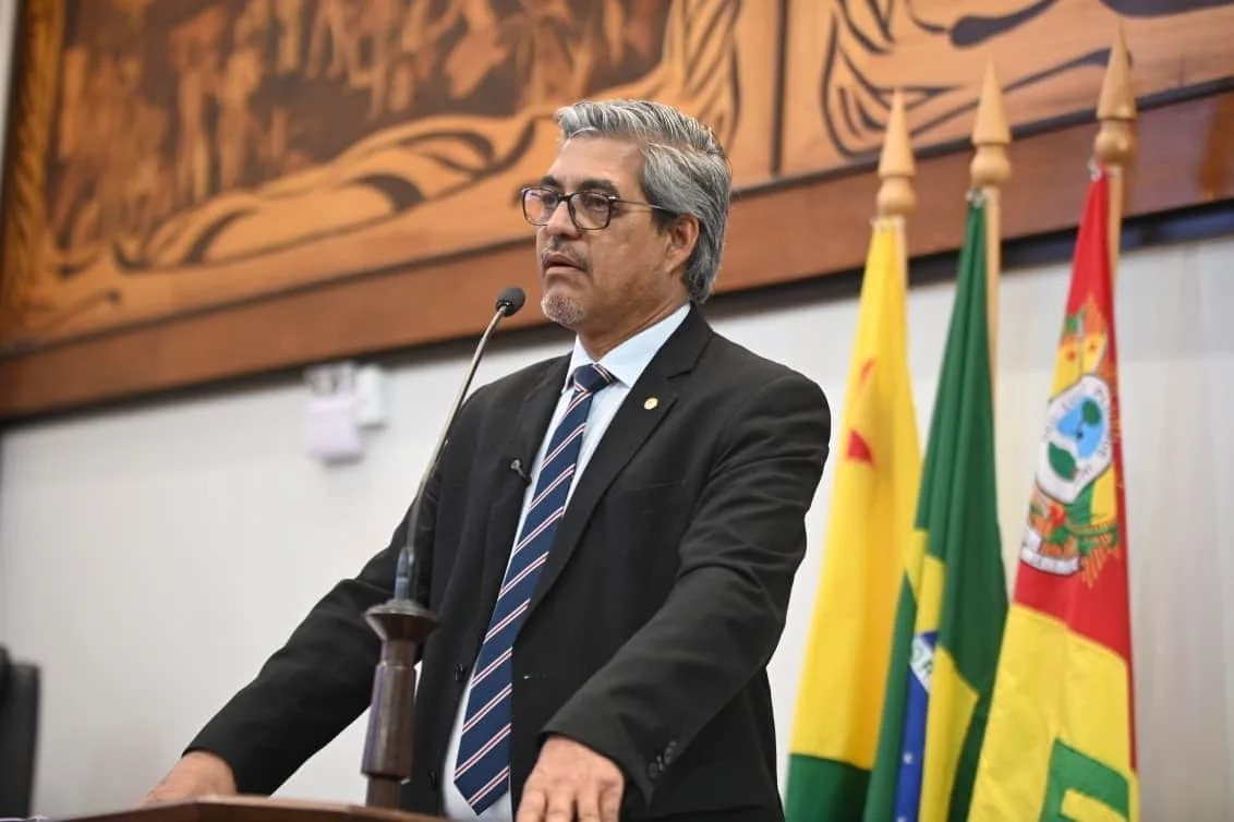 Edvaldo volta a denunciar descaso com a merenda escolar no Acre: “absurdo”