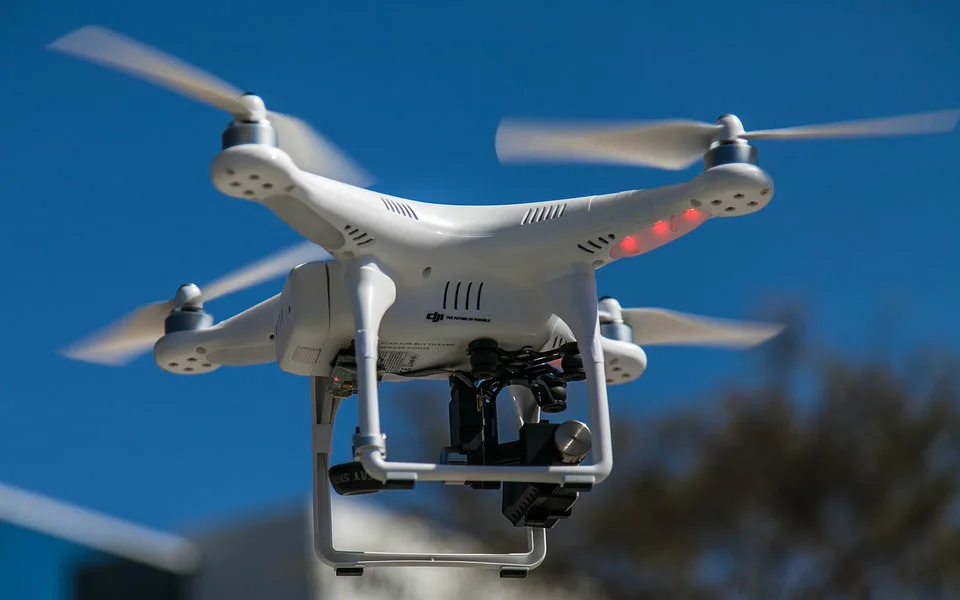 Os drones “atacaram”as compras online russas e estão a mudar o negócio dos marketplaces