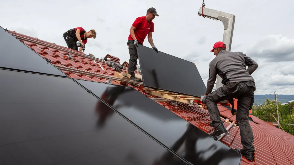 Photovoltaikanlagen: Solar-Aufschlag ab 2029? Elf Verbände schlagen Alarm