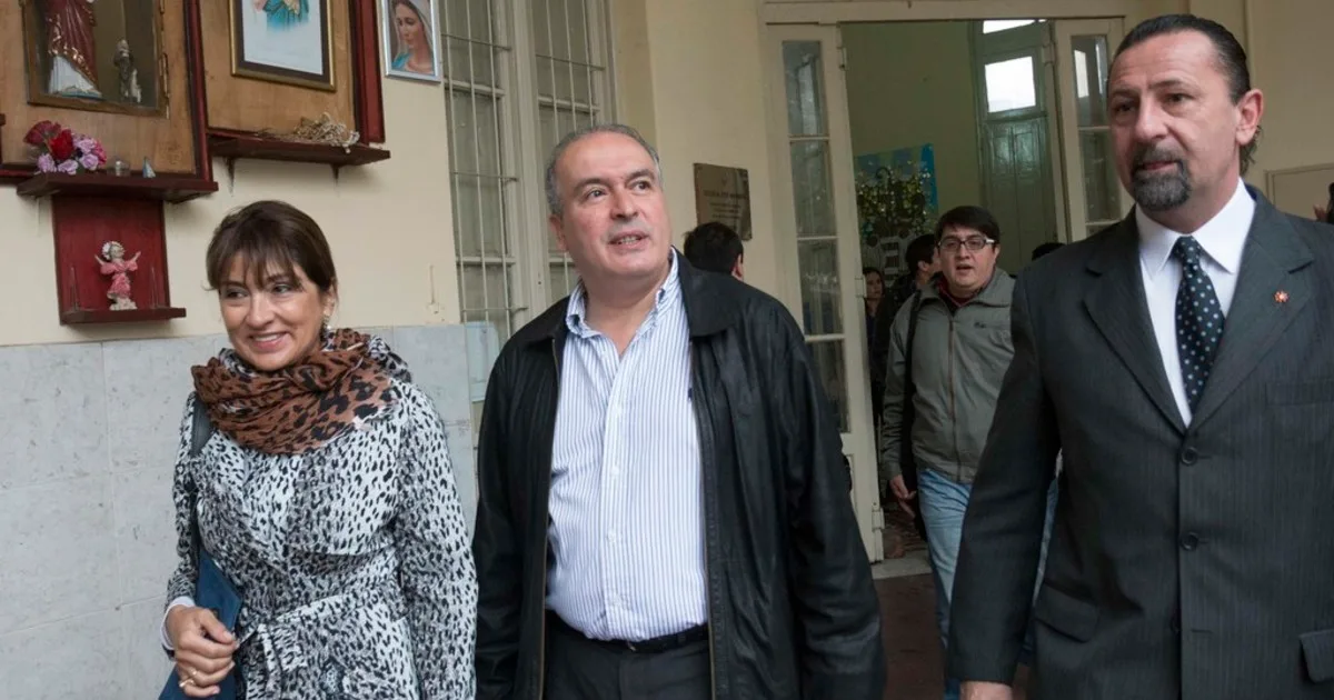Cerraron la causa contra la esposa de José López por el escándalo de los bolsos