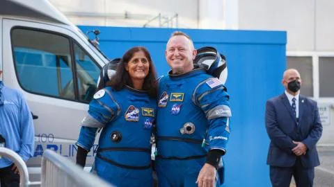 Iban a pasar ocho días en el espacio y volvieron 286 días después: así cambió el cuerpo de los astronautas de la NASA en la nave Starliner