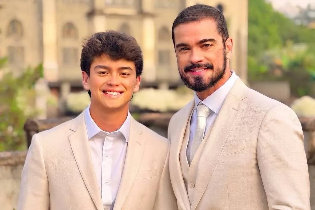 Sidney Sampaio posa com filho de 15 anos após anunciar nova paternidade: 'Já é um homem'