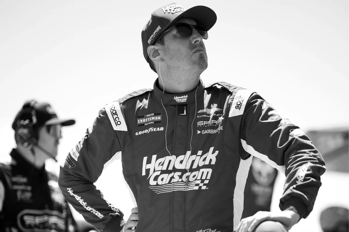 18 августа в NASCAR объявили Днём Кайла Буша в память о двукратном чемпионе