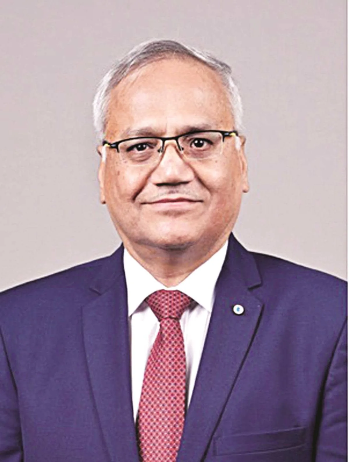 Ujjivan SFB CEO Sanjeev Nautiyal seeks early retirement on health grounds