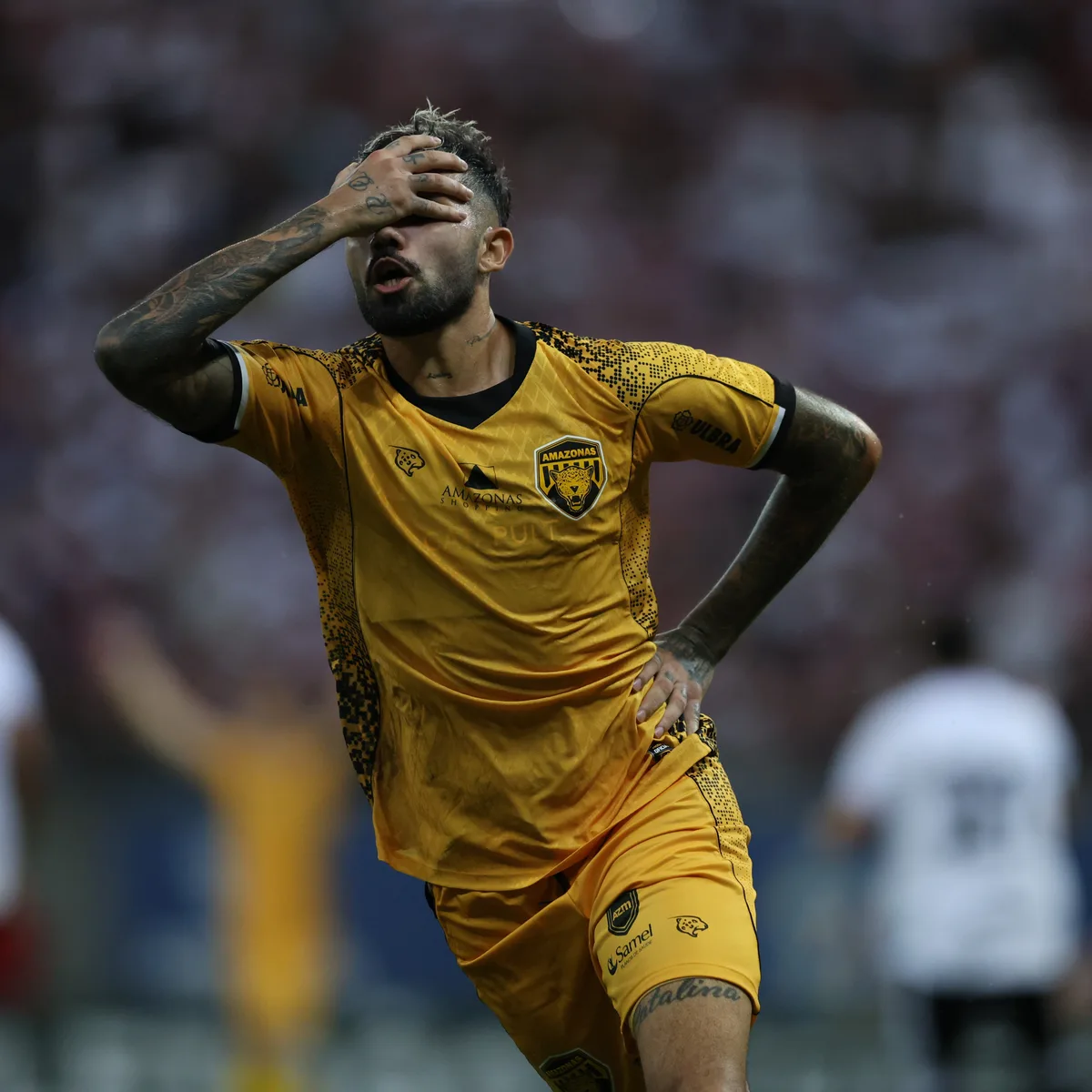 Representante de Schiappacasse cita falta de recursos de time da Série C após saída