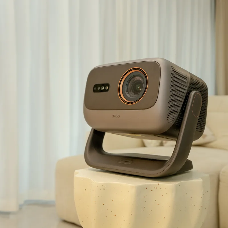 Actualité : Jouer en 4K à 120 Hz sur vidéoprojecteur portable, c'est enfin possible ! JMGO vient de dévoiler ses Iris Ultra Max