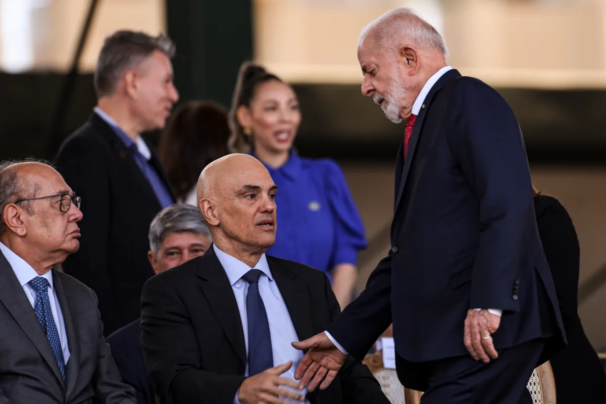 Crise no STF: campanha de Lula defende 'virar a página' da disputa entre Moraes e Mendonça