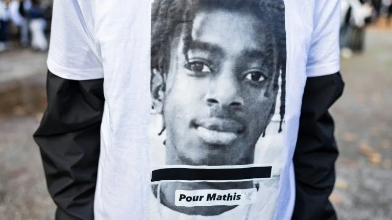 "Ça doit être un délit": après la mort de Mathis, tué par un chauffard sous protoxyde d'azote, son père réclame que le gaz soit considéré comme "un produit stupéfiant"