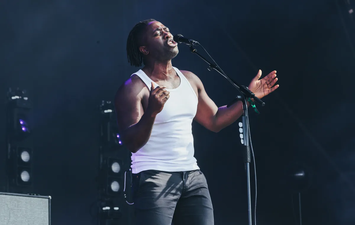 Bloc Party get “hit by a very big love” on buoyant new single ‘Pigwig’
