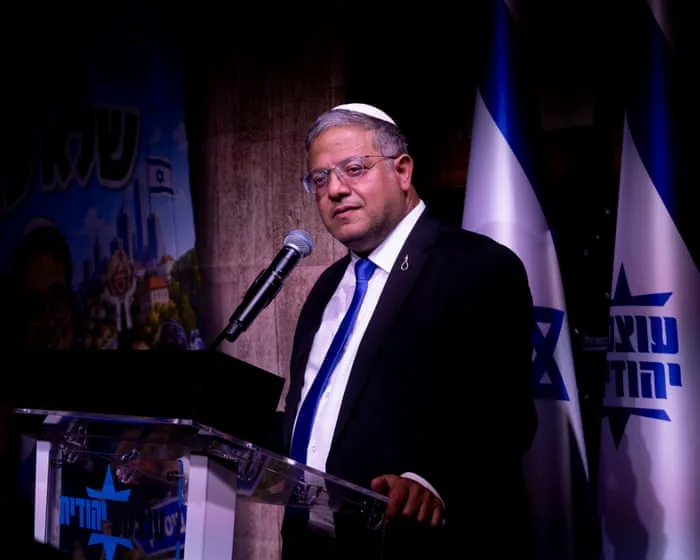 Ben-Gvir posts Palestinians on conveyor belts to detention camps. The world is silent | Arwa Mahdawi