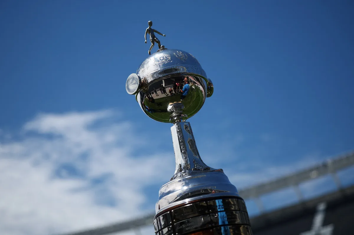Histórico no mata-mata: Palmeiras domina o Fluminense, e Flamengo leva vantagem sobre o Estudiantes