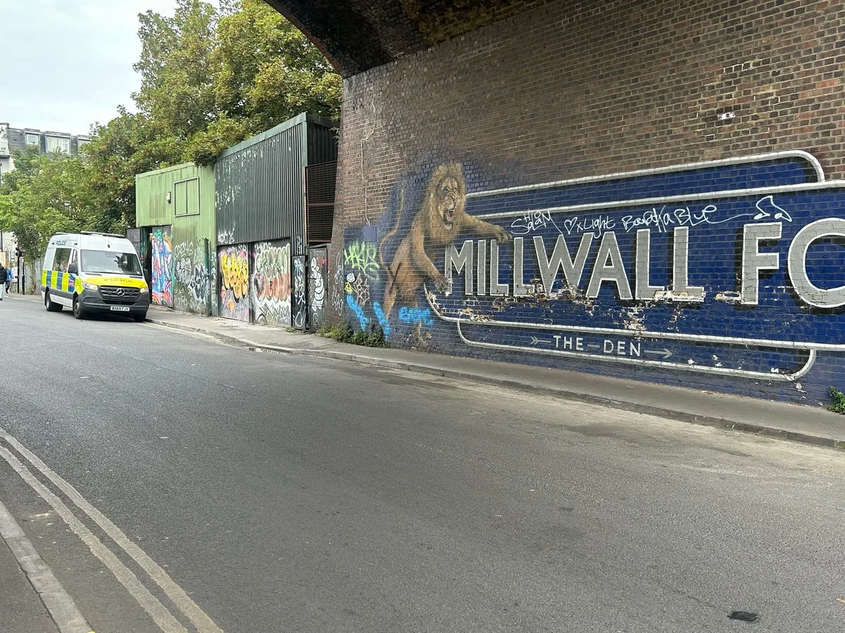 Millwall vs West Ham LIVE: Heavy police presence as notorious rivalry reignited - latest news and updates