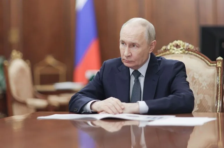 Путин: Власти РФ должны запустить новый инвестиционный цикл