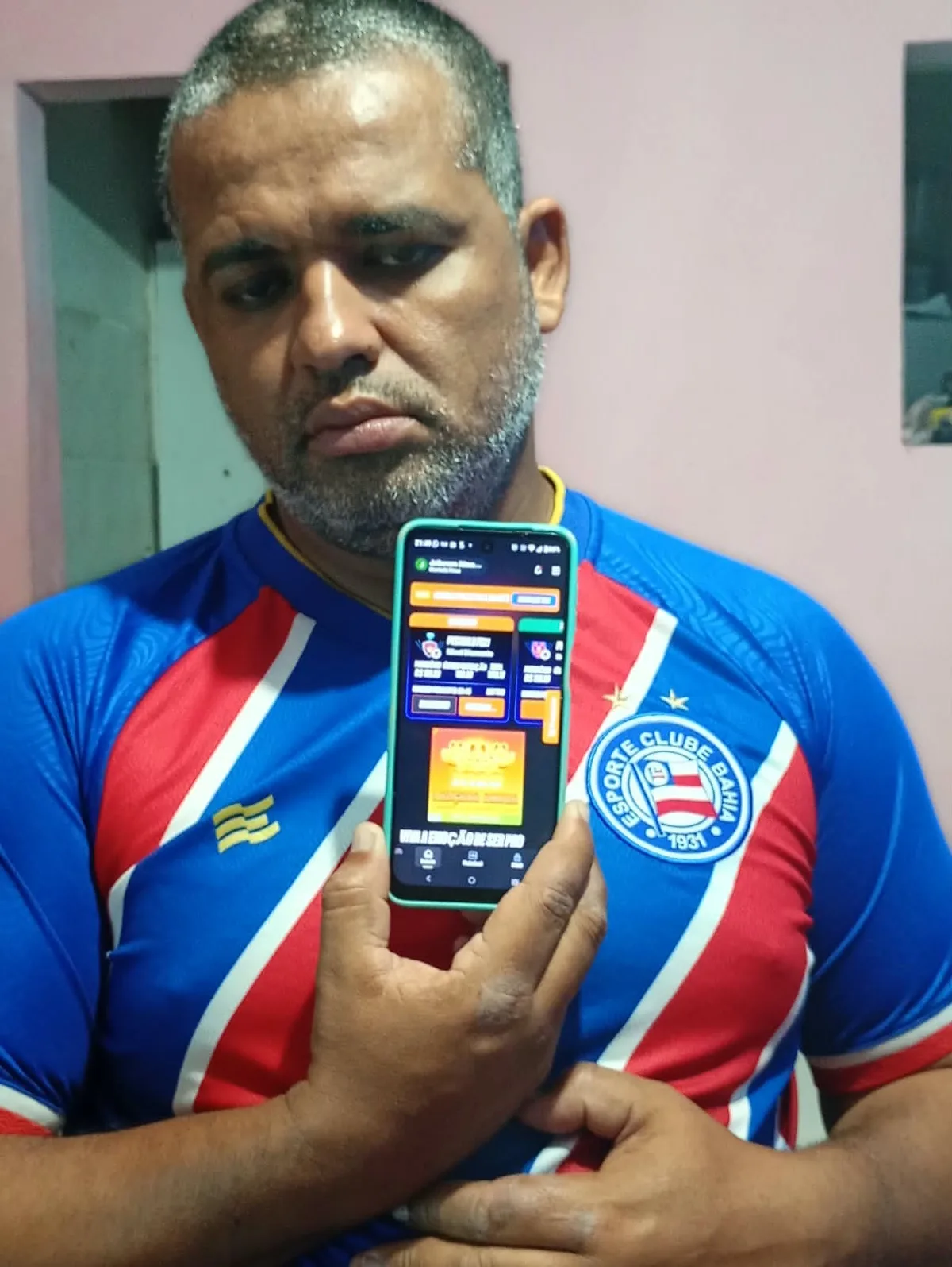 Torcedor do Bahia vence Liga Premiada Cartola em julho e causa pesadelo nos amigos cartoleiros