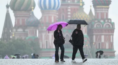 Синоптик Позднякова: 24 сентября Москву ожидают дожди и плотный ветер