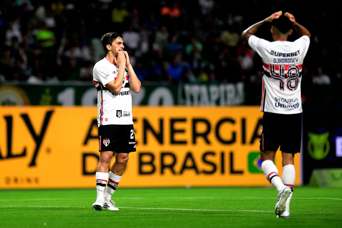 Pablo Maia recebe terceiro cartão amarelo e desfalca o São Paulo contra o Internacional